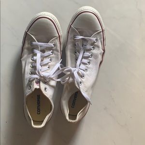 CONVERSE size 13 women’s size 11 men’s